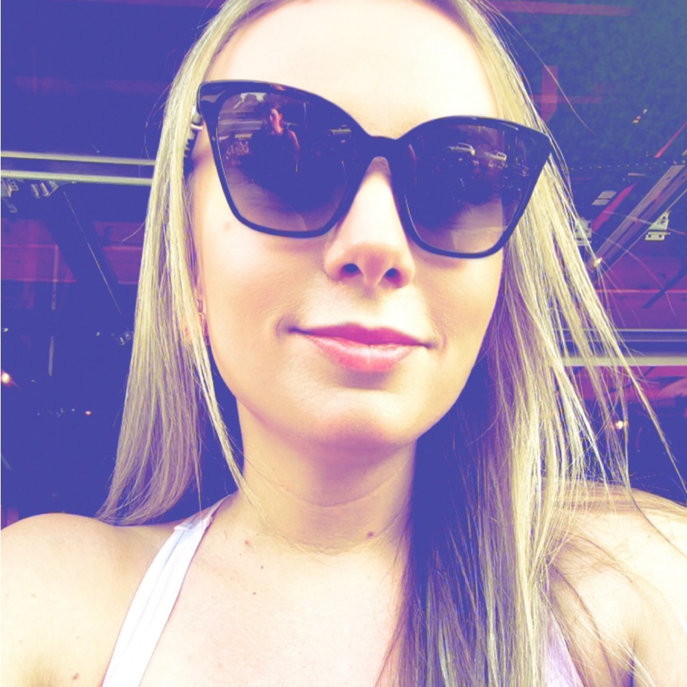 Meet your Posher, Sydney
